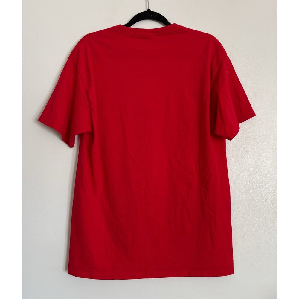 Red Peanuts 'Merry Christmas' Character Cotton Graphic T-Shirt L - Picture 3 of 3